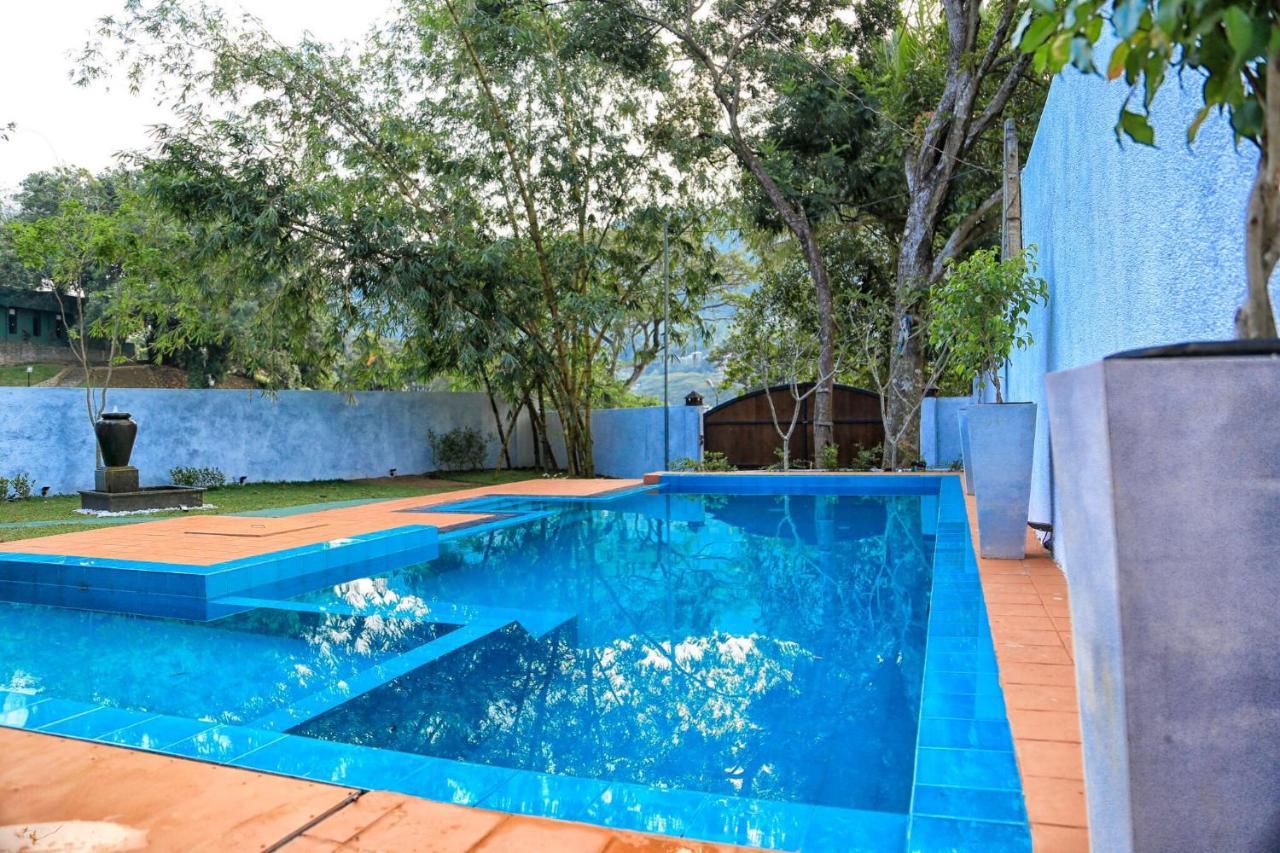 Villa Kandy Exterior photo